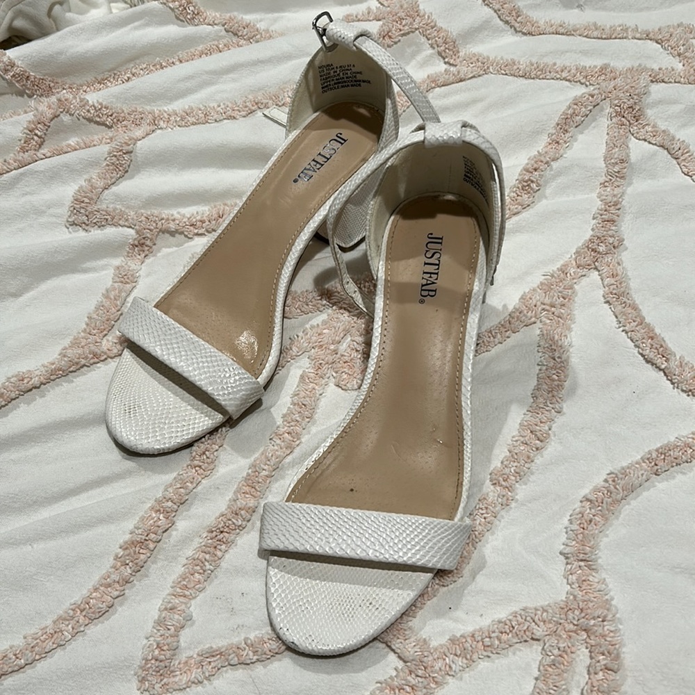 Just Fab White Heeled Sandals Size 7